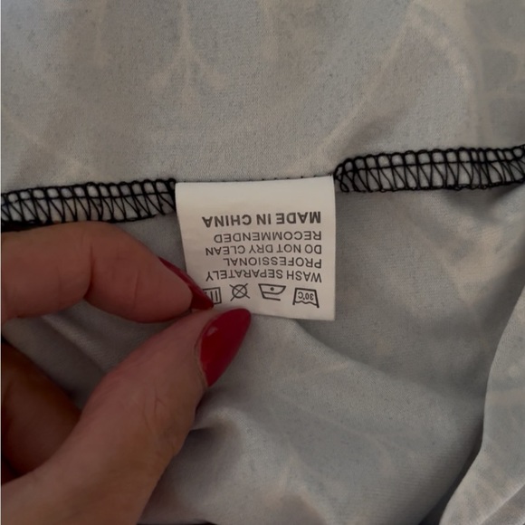 Elegant  Black  and Orange Long Sleeve Dress - Picture 7 of 7